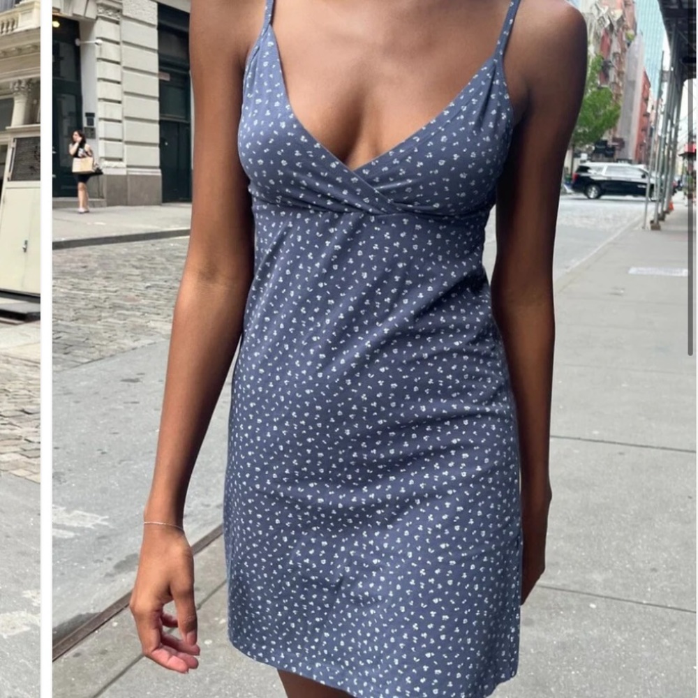 Brandy Melville Dress